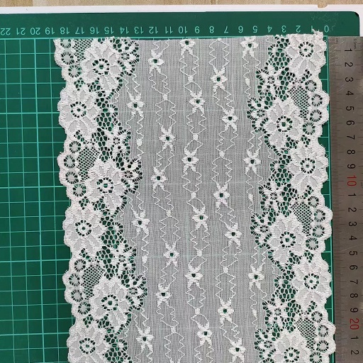 Como você costura rendas elásticas?