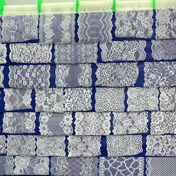 Como o Elastic Lace melhora o conforto, a eficiência e o desempenho do produto?