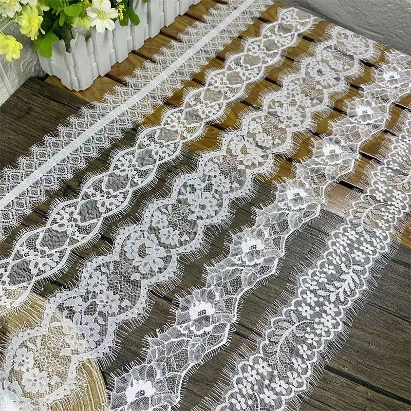 Aparelhamento de renda de cílios em forma de nylon em forma de ventilador para decoração de roupas íntimas